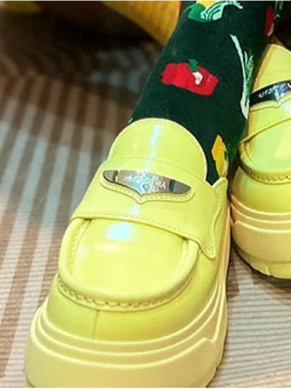 Nike Wild Jordan Loafer Shines Bright Like A Puffed Up Diamond Luminous Mule - Picture 3 of 8